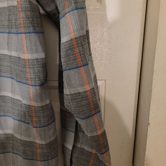 Orvis Muilt Color checker button down shirt size XLARGE Nwot #2p64  long sleeve - Picture 8 of 9